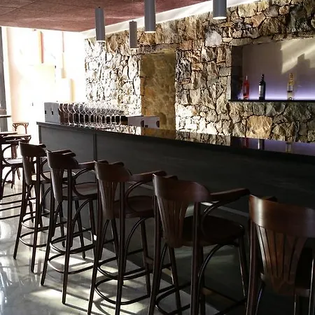 فندق مبيت وإفطار D'hotes De Saint-obre جرْويسا